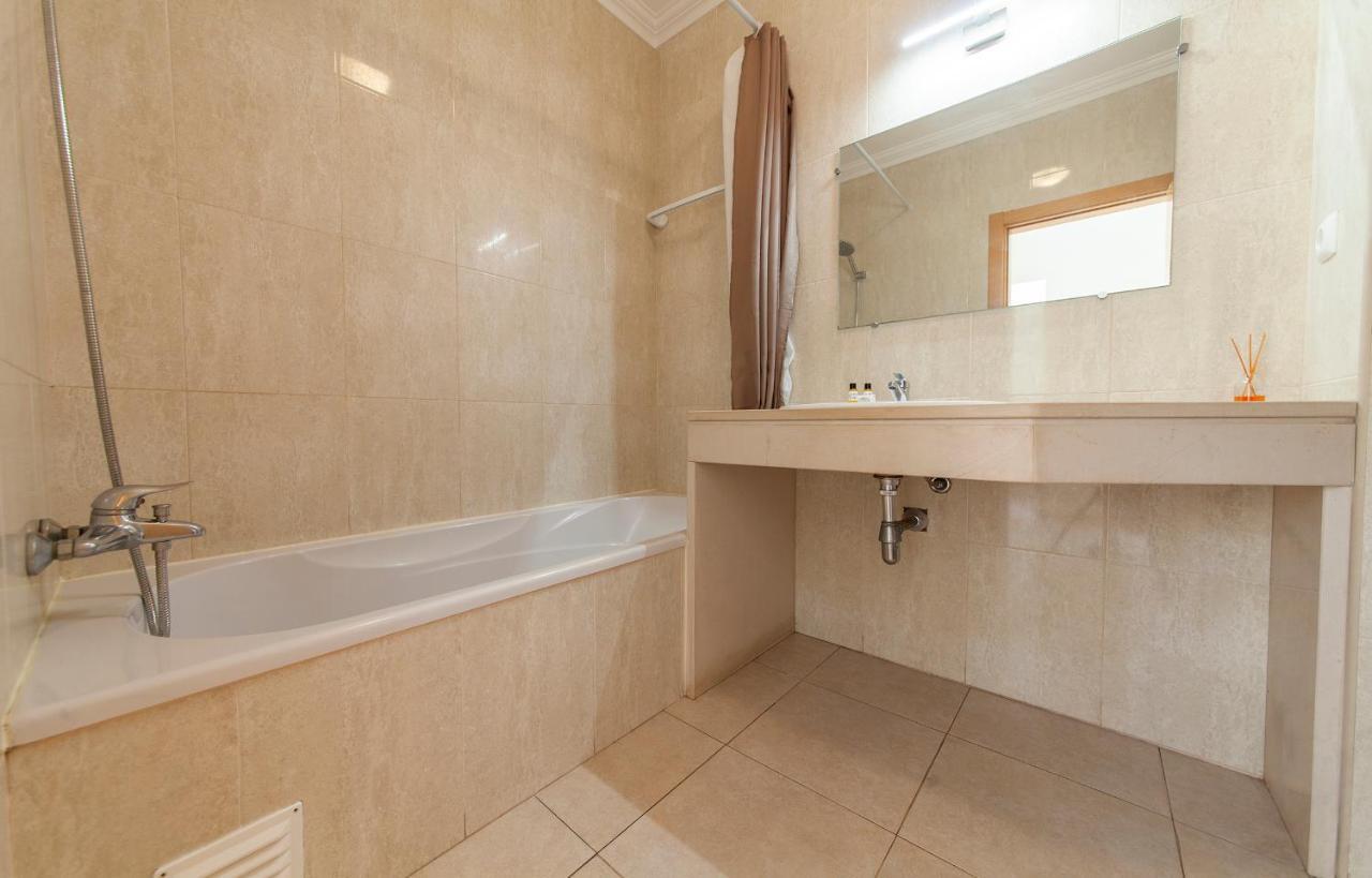 A52 - Quintao Apartment In Портиман Екстериор снимка